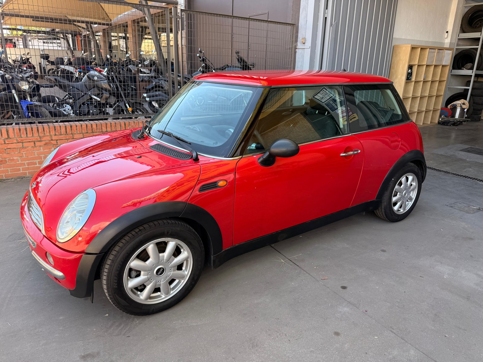 MINI 1
