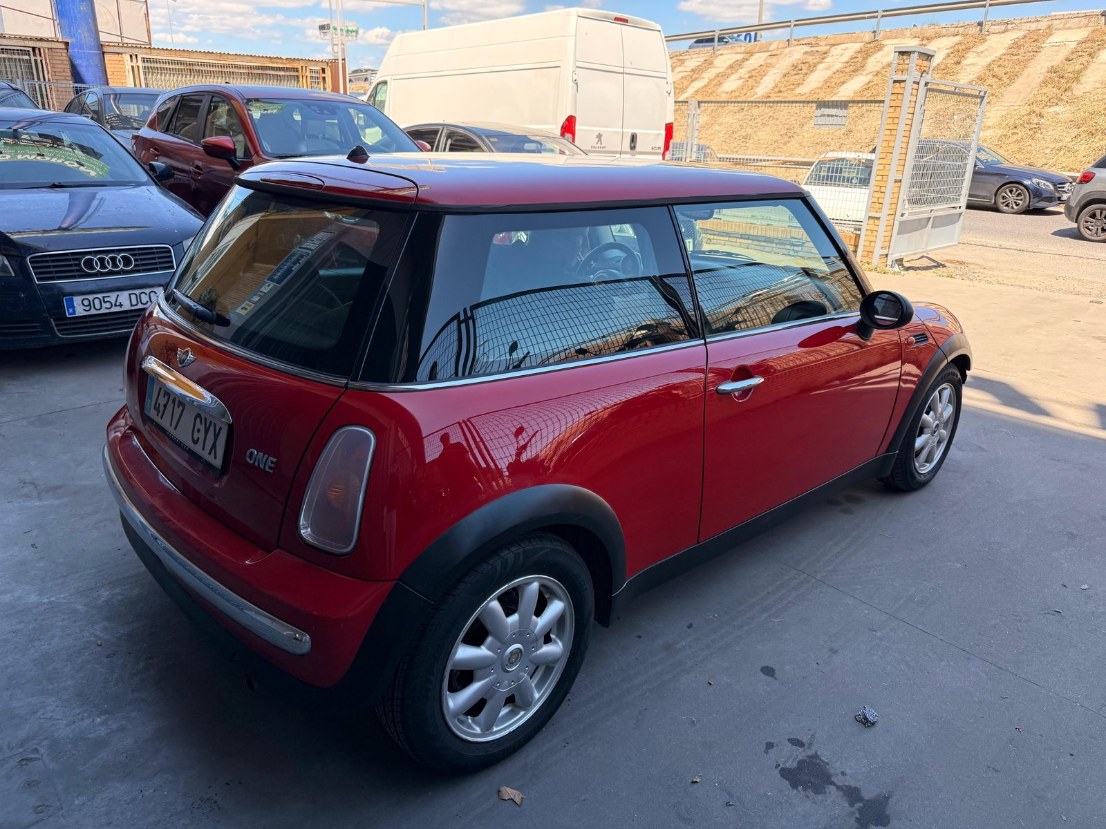MINI 9